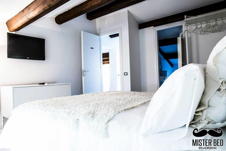 مبيت وإفطار غواردياغريلي Mister Bed المظهر الخارجي الصورة